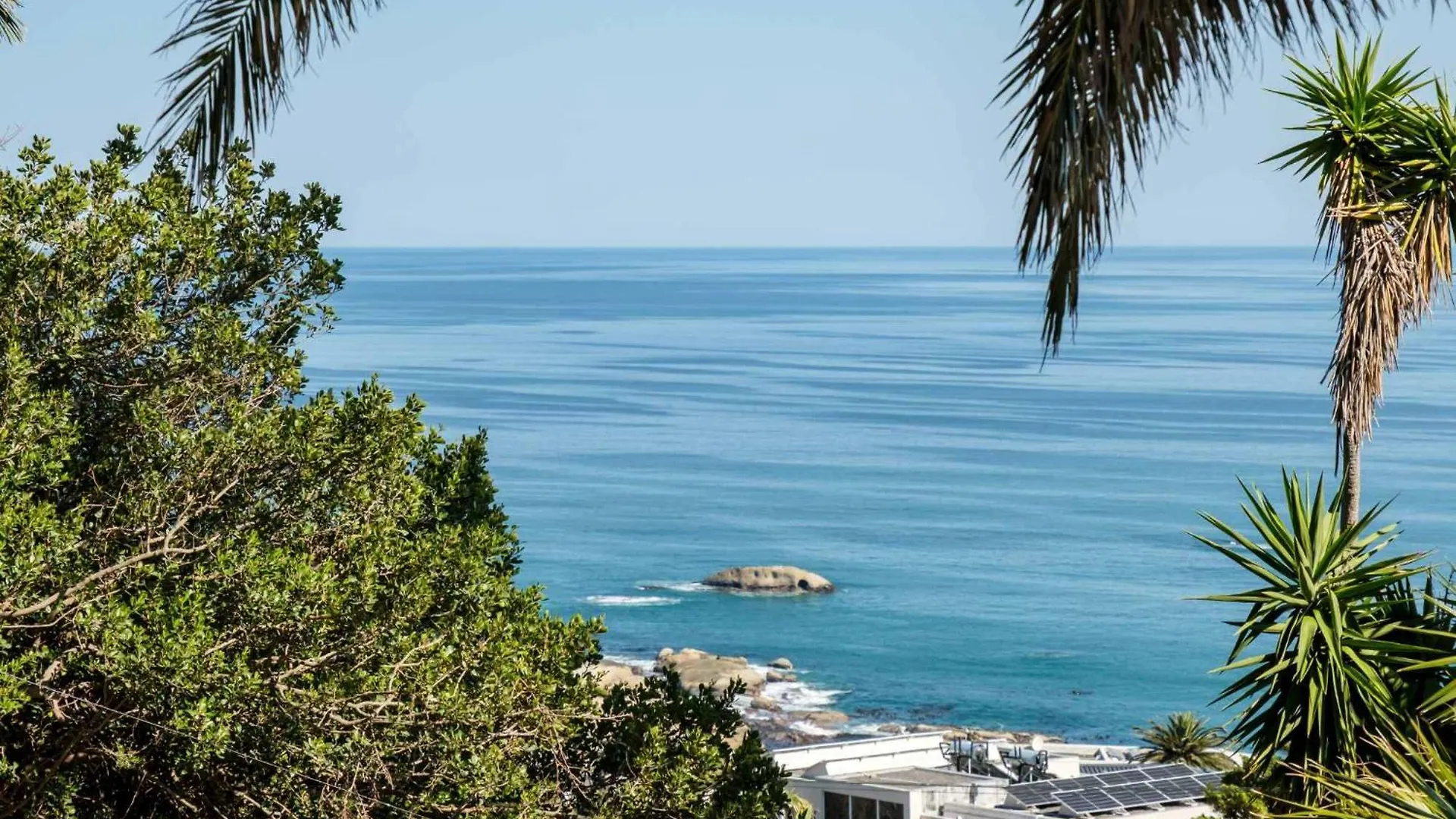 2-Br Camps Bay Apartment With Pool Atlantic Tide Cape Town 0*,  South Africa